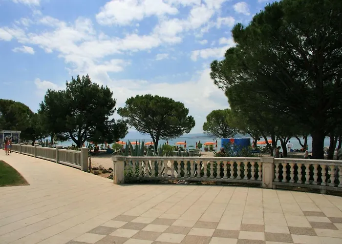 Right On The Apartamento Crikvenica